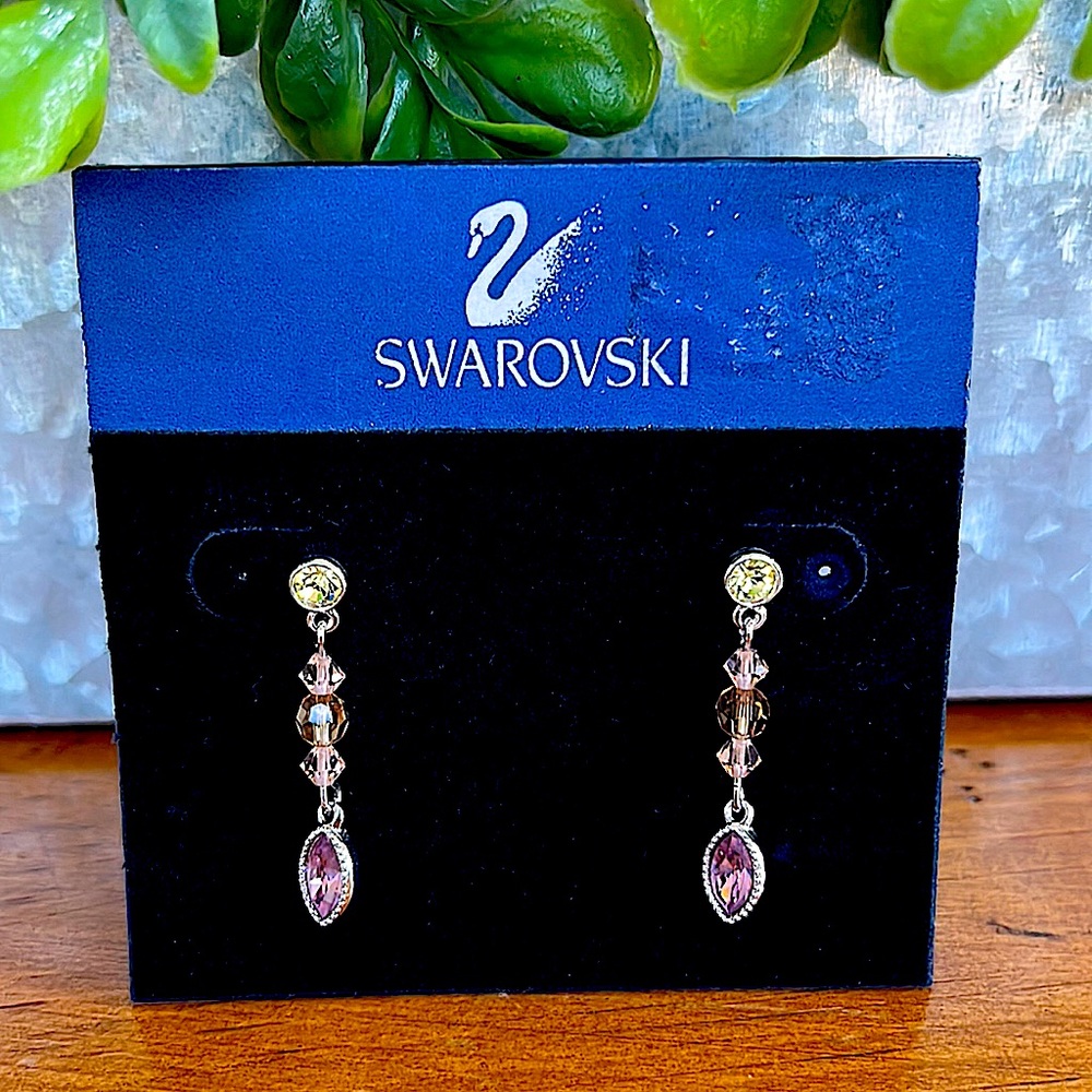 Swarovski Earrings✨